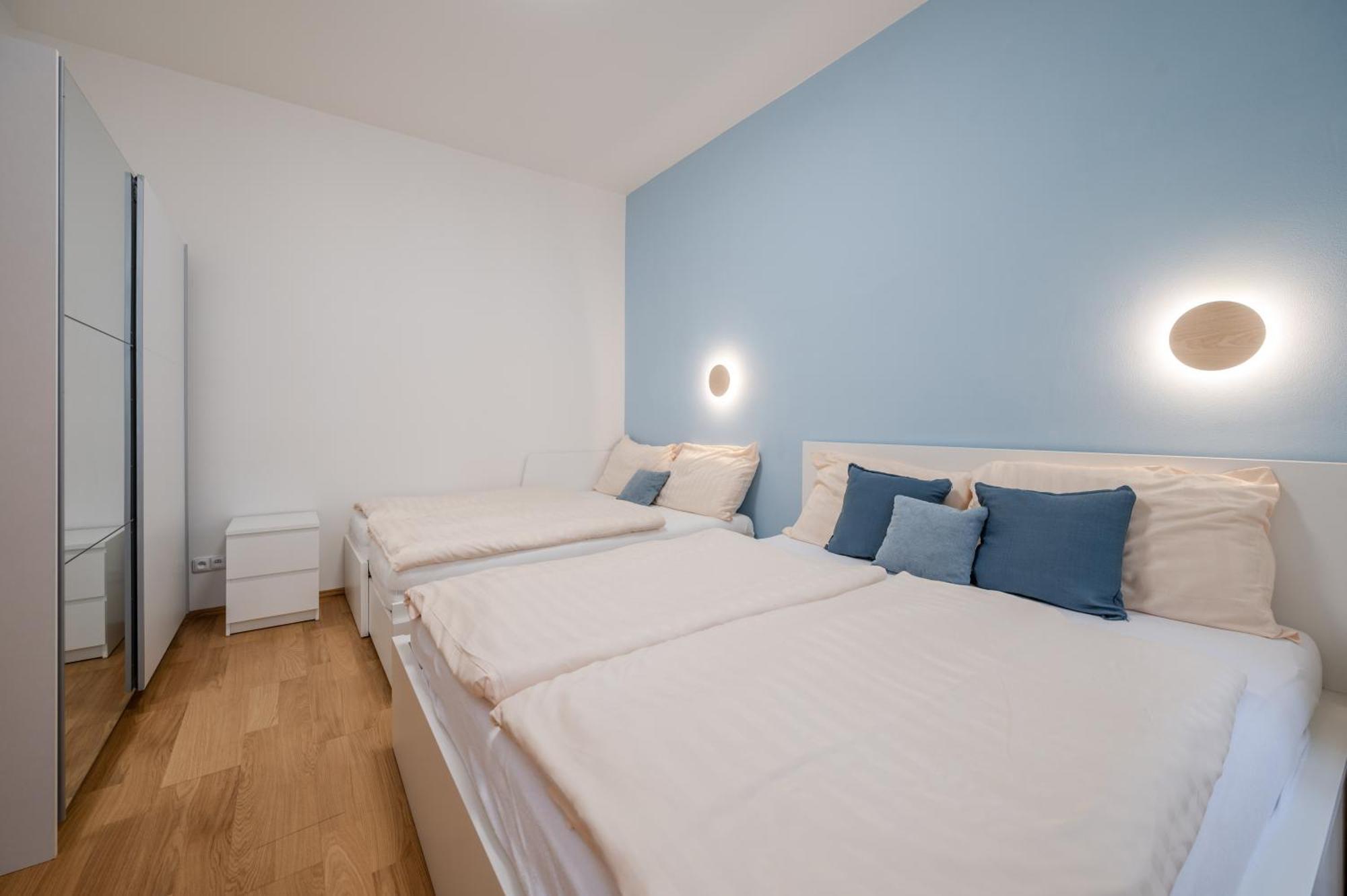 Seifertova Apartments By Willstay Praga Esterno foto
