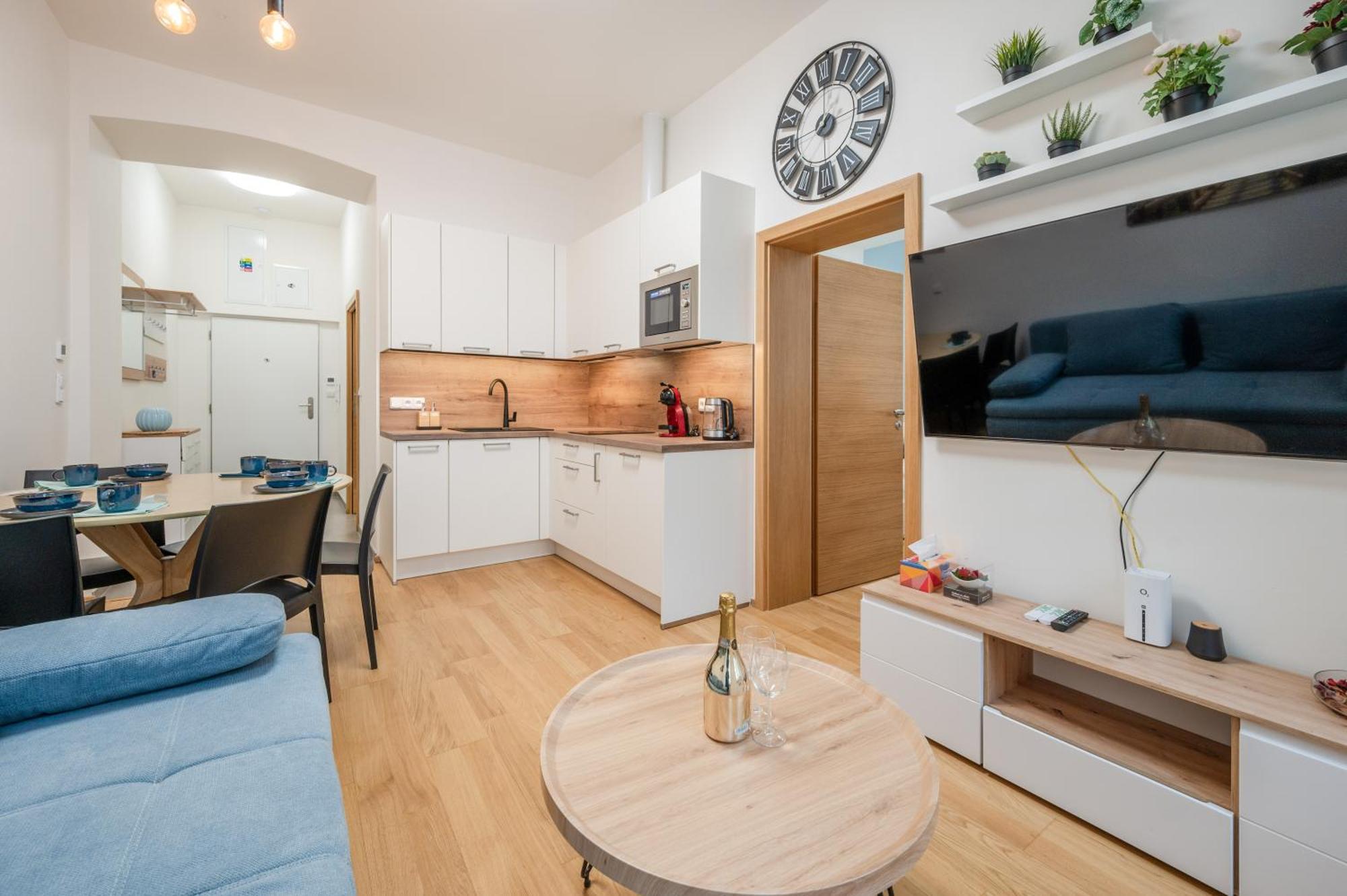 Seifertova Apartments By Willstay Praga Esterno foto
